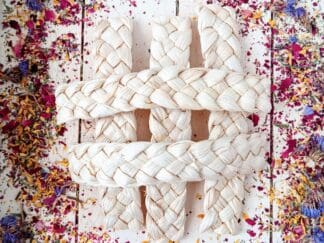 Woven Straw Corn Leaves Chew Treat and Toy for Chinchilla, Gerbil, Hamsters, Guinea Pig, Rabbit & Small Animals